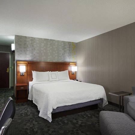 Courtyard Chicago St. Charles Hotel Saint Charles Ngoại thất bức ảnh